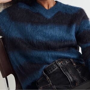 Madewell Blue Black Striped Brushed V-Neck Alpaca Blend Sweater Women’s Medium